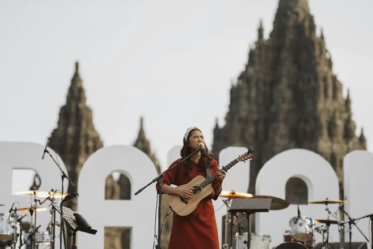 Dere saat tampil di Prambanan Jazz Festival 2022. (Dok. Prambanan Jazz Festival). 