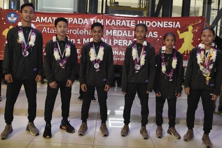 Enam pelajar Indonesia yang menorehkan prestasi gemilang untuk cabang olahraga karate di The Coupe Internationale De Kayl 2019 di Luksemburg pada 15 sampai 21 Oktober 2019. 