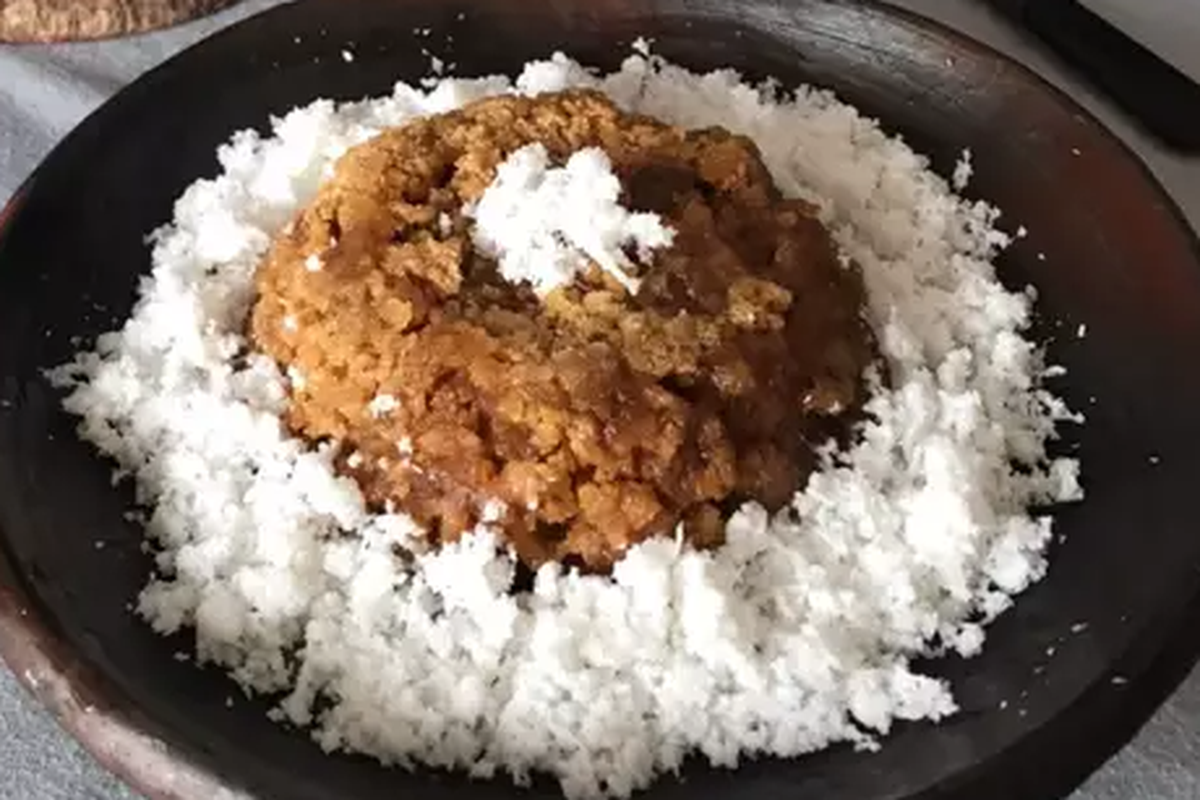 Tiwul manis buatan Sobat Cookpad Anif Agutina.