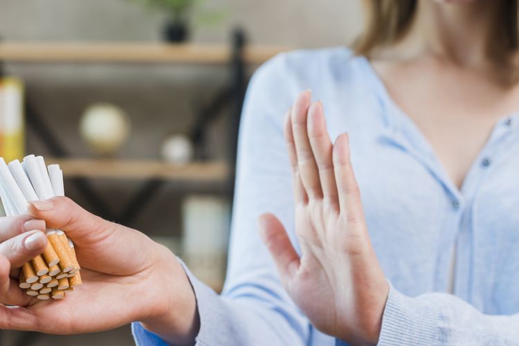 Pengaruh Teman Sebaya Jadi Penyebab Remaja Sulit Berhenti Merokok