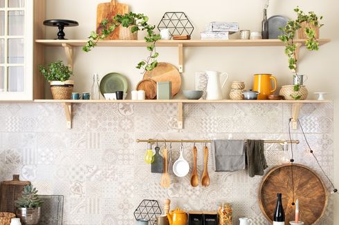 5 Ide Dekorasi Rak Dapur yang Estetik