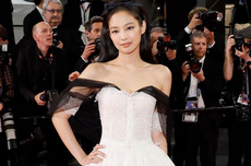 Gaya Klasik Jennie Blackpink di Cannes Film Festival 2023