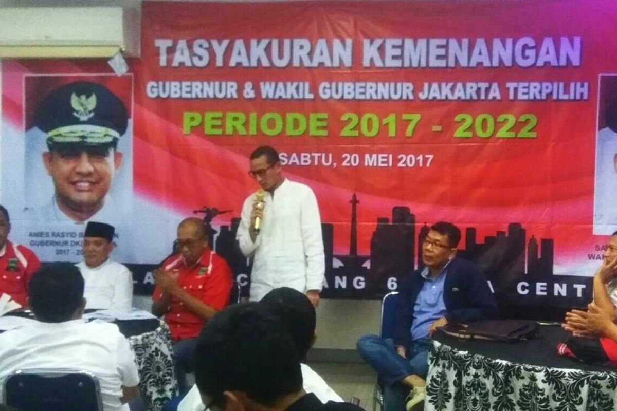 Wakil gubernur terpilih DKI Jakarta Sandiaga Uno di Jalan Cikajang Nomor 60, Kebayoran Baru, Jakarta Selatan, Minggu (18/6/2017).