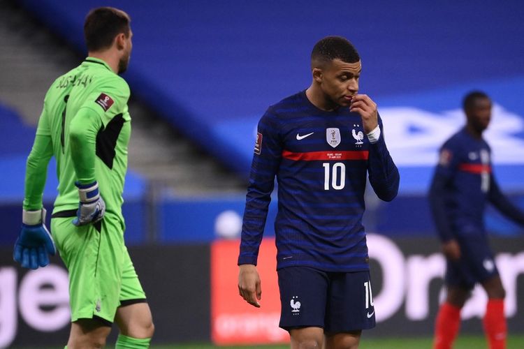 Reaksi penyerang Perancis, Kylian Mbappe, pada laga kontra Ukraina di laga Kualifikasi Piala Dunia 2022 di Stade de France, St Denis, Kamis (25/3/2021) dini hari WIB.