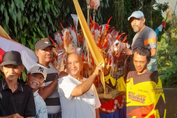Menjaga Tradisi, Merawat Kebersamaan lewat Sedekah Bumi di Lereng Arjuno Pasuruan (2 foto) 