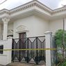 Kasus Pembunuhan Penagih Utang, Polisi Segel Rumah Mewah Bos Distro 