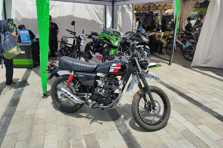 Kawasaki W 175 TR SE