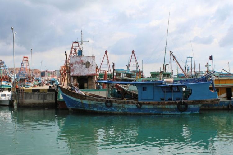 Ilustrasi kapal ikan berbendera Vietnam yang diduga melakukan penangkapan ikan ilegal di perairan Indonesia.