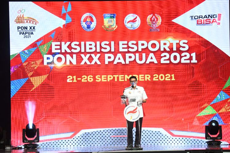  Menteri Pariwisata dan Ekonomi Kreatif (Menparekraf) Sandiaga Uno membuka pertandingan ekshibisi Esports Pekan Olahraga Nasional (PON) XX Papua, Selasa (21/9/2021). 