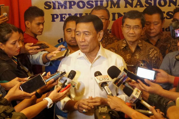 Menteri Koordinator Bidang Politik, Hukum dan Keamanan Wiranto saat ditemui di Hotel Aryaduta, Jakarta Pusat, Rabu (30/8/2017).  