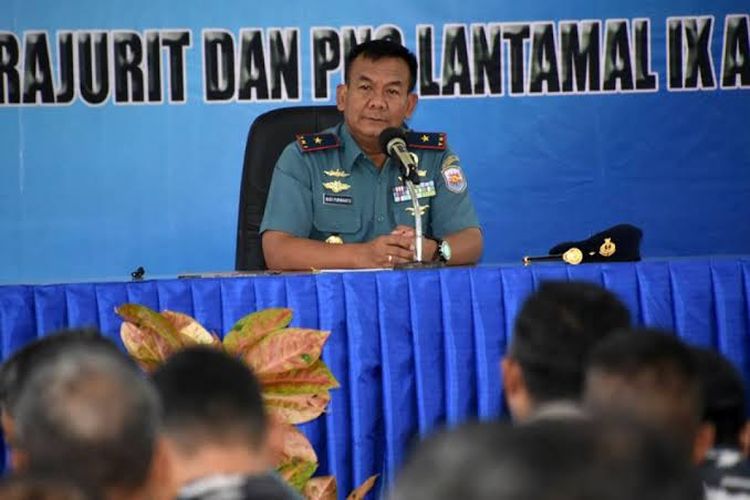 Laksda Budi Purwanto saat masih Laksma