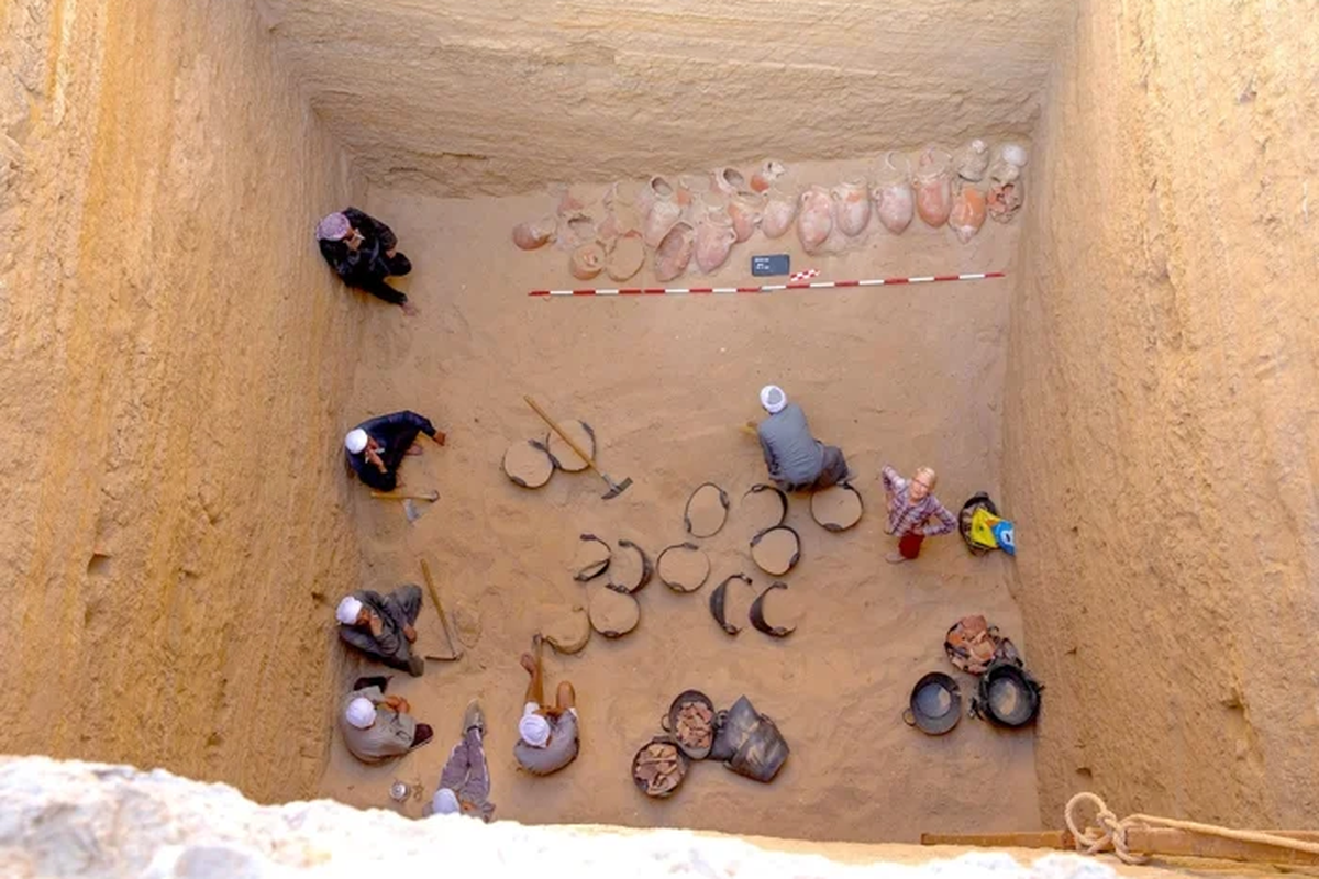 Lokasi tempat pembalseman mumi Mesir kuno yang ditemukan, berada di kedalaman 15 meter.