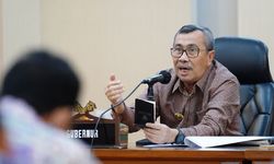 Sigap Atasi Inflasi di Riau, Gubernur Syamsuar Gencarkan Operasi Pasar