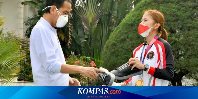 Cerita Saat Jokowi Beli Sepatu Baru yang Diproduksi Greysia Polii... - Vimarsana News