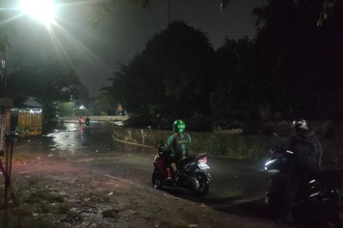 Diguyur Hujan Deras, Perumahan Pondok Maharta Tangsel Terendam Banjir