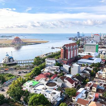 Makassar, Sulawesi Selatan, menjadi kota potensial untuk investasi properti perumahan tapak, perhotelan, dan ritel.