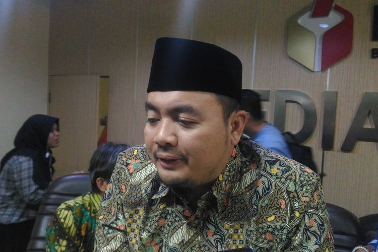 Anggota Bawaslu Muhammad Afifuddin di kantor Bawaslu, Jakarta Pusat, Senin (29/4/2019). 