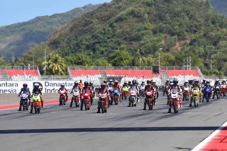 Siapkan Pebalap Muda ke Level Internasional, Pertamina Mandalika Racing Series Putaran 2 Terapkan Regulasi Standar FIM