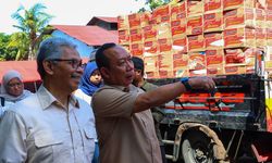 Kementrans Kirim 8 Truk Bantuan untuk Korban Banjir Sumatera lewat BNPB 