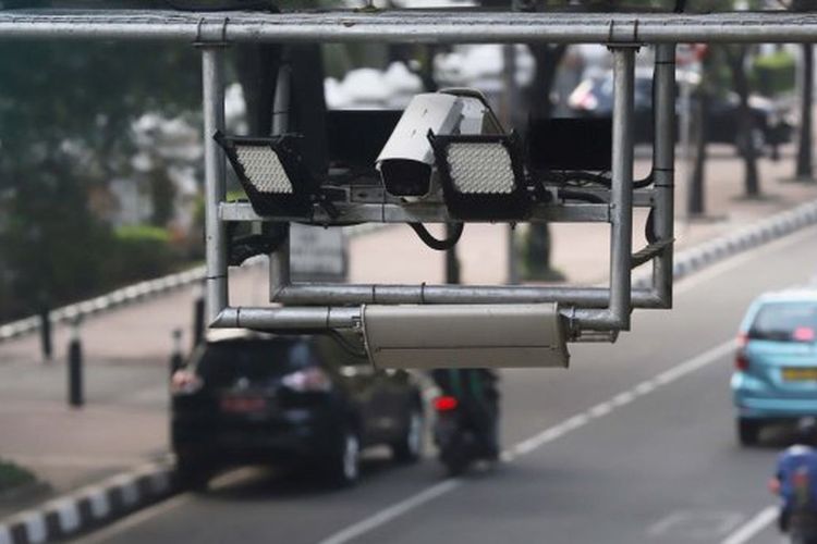 Dirlantas Polda Metro Luruskan Isu Tilang ETLE untuk Pejalan Kaki