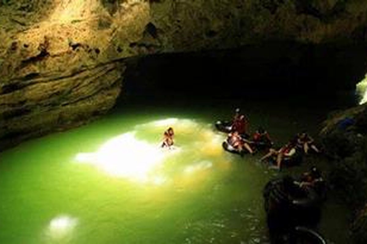 Goa Pindul di daerah Gunung Kidul, Provinsi Daerah Istimewa Yogyakarta.
