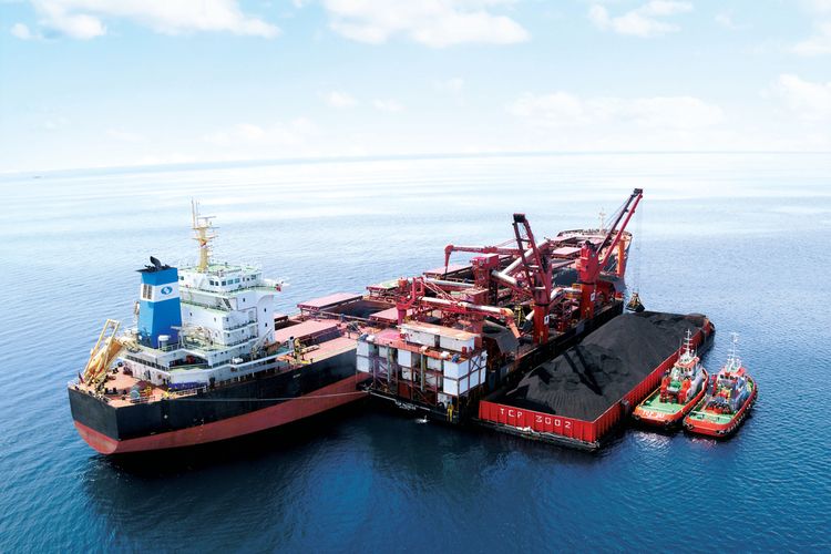 Ilustrasi pengangkutan batu bara. 