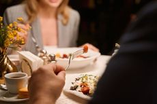 3 Perhiasan Berlian Ini Bisa Bikin Penampilan Standout untuk Dinner Romantis Akhir Tahun 