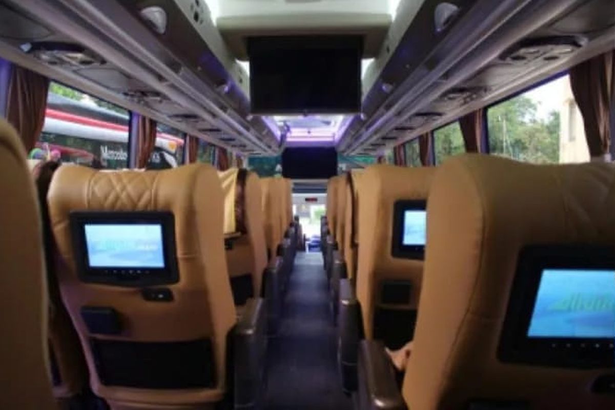 Fasilitas Audio Video On Demand (AVOD) pada bus AKAP PO Sembodo