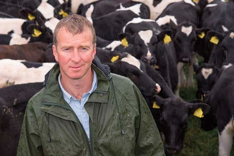 Peternak sapi perah Cumbria, Robert Craig, mengingat wabah penyakit mulut dan kuku tahun 2001 yang menghancurkan Inggris.