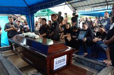 Paul Ferdinand Ayorbaba Korban Lion Air Dimakamkan di Samping Makam Ayahnya