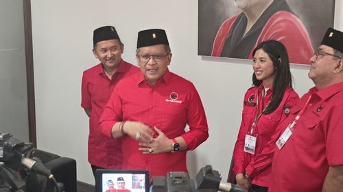 Sekjen PDI-P Ungkap Strategi Menangkan Ganjar di Banten