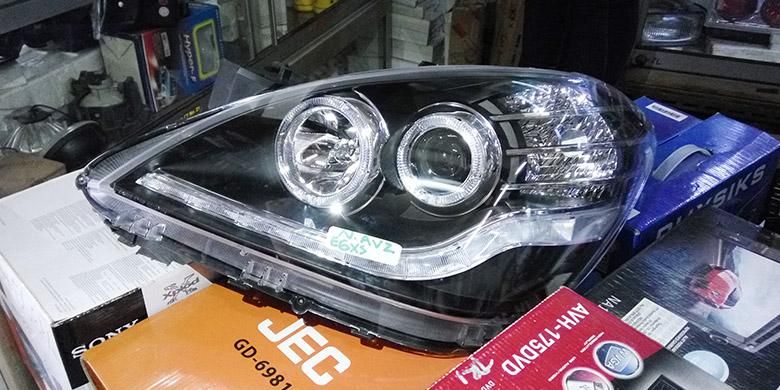 Headlamp aftermarket untuk Avanza