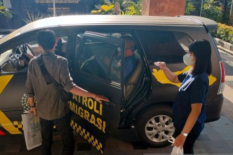 Hingga Senin (14/10/2024) Petugas Imigrasi Ngurah Rai telah menindak tujuh WNA yang diduga terlibat praktik prostitusi di Kabupaten Badung, Bali.  
