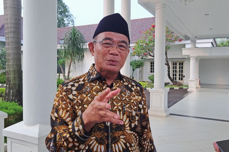 Menteri Koordinator Bidang Pembangunan Manusia dan Kebudayaan Muhadjir Effendy di Istana Wakil Presiden, Jakarta, Rabu (24/5/2023).