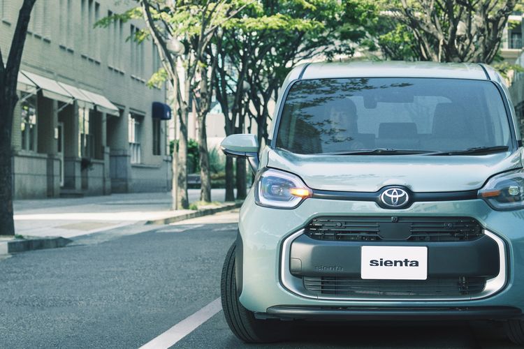 Toyota Sienta terbaru meluncur di Jepang