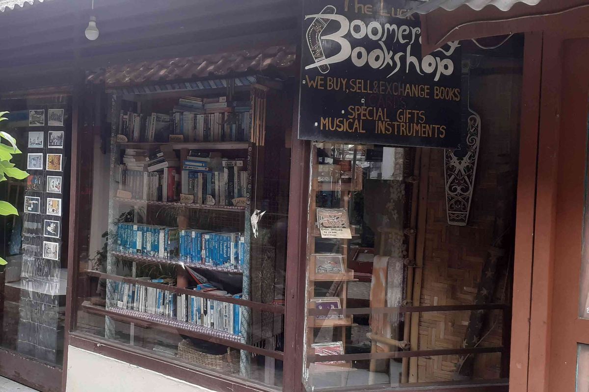 Toko buku Boomerang, salah satu tujuan wisata yang ada di dalam Gang Sosrowijayan, Yogyakarta.