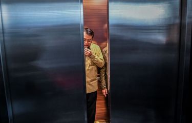 Jelang Putusan Etik Anwar Usman, Kekosongan Aturan MKMK Tingkat ...