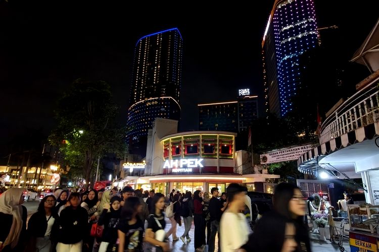 Jalan Tunjungan Surabaya Jadi Magnet Wisata Malam Selama Liburan Sekolah
