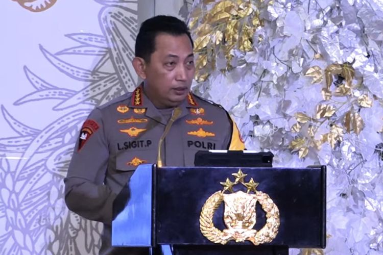 Kepala Kepolisian Negara Republik Indonesia (Kapolri) Jenderal Listyo Sigit Prabowo dalam acara Perayaan Natal Mabes Polri 2023 seperti dilihat dalam YouTube Divisi Humas Polri, Kamis (11/1/2024).