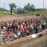 Setelah Diviralkan Pandawara Group, Warga Ramai-ramai Bersihkan Sungai Cikeruh
