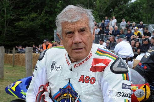 Giacomo Agostini Ungkap Penyebab Rossi Tak Bisa Kalahkan Rekornya