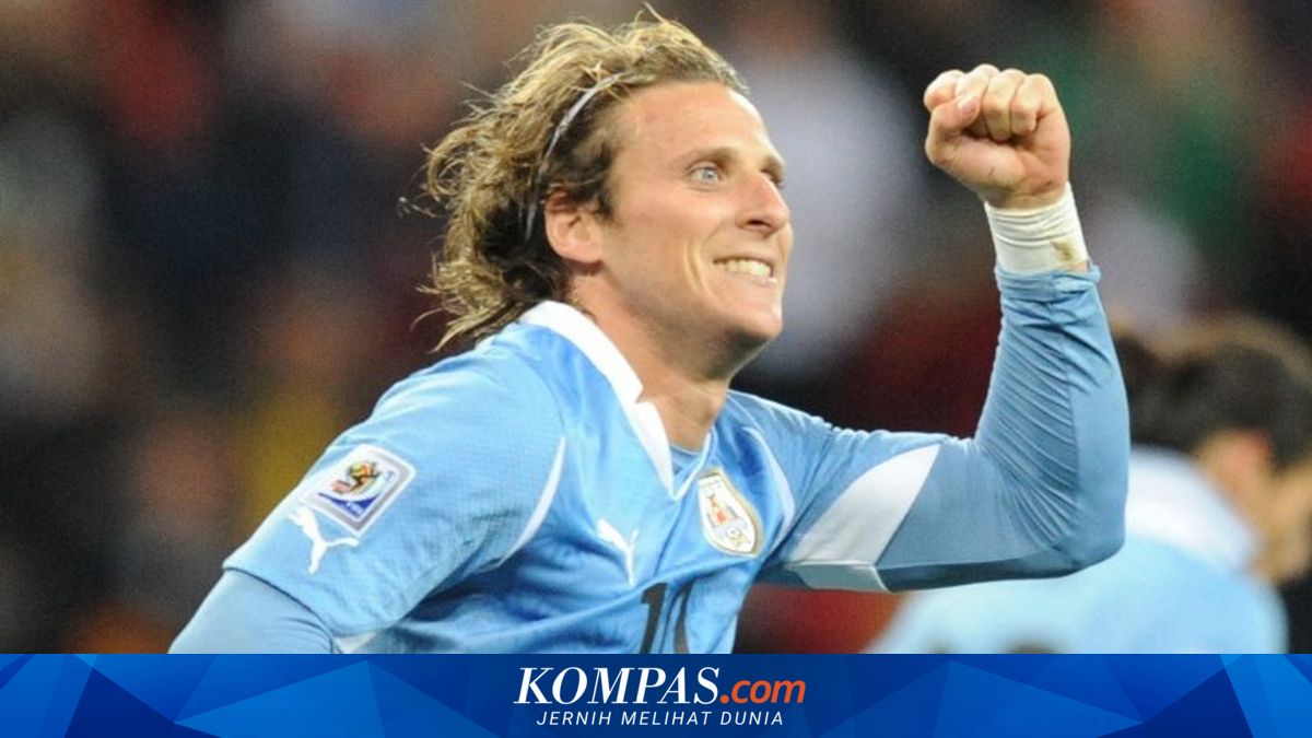 Timnas Uruguay Segera Dilatih Diego Forlan Usai Gagal Total di Piala Dunia 2026