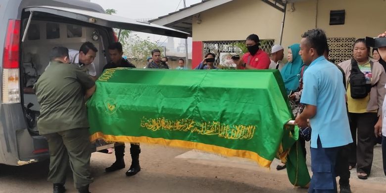 Mahasiswa Universitas Taman Siswa (Tamsis) Palembang Muhammad Akbar (19) yang tewas ketika mengikuti pra diksar Menwa saat berada di rumah sakit Bhayangkara Palembang, Kamis (17/10/2019).