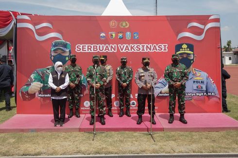 Panglima TNI dan Kapolri Tinjau Serbuan Vaksinasi, Surabaya Raya Bersiap Menuju PPKM Level 1