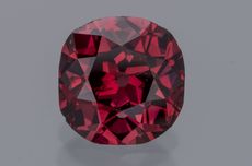 Bukan Ruby, Ini Berlian Merah Langka Bernama Winston Red Diamond