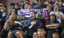 Kalahkan Persis Solo 2-0, Bupati Kediri Nyanyikan 