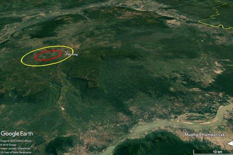 Peta Kawah Bolaven dari Kerry Sieh dkk yang dipindahkan ke Google Earth.