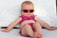 Perlukah Bayi Pakai Krim Tabir Surya?