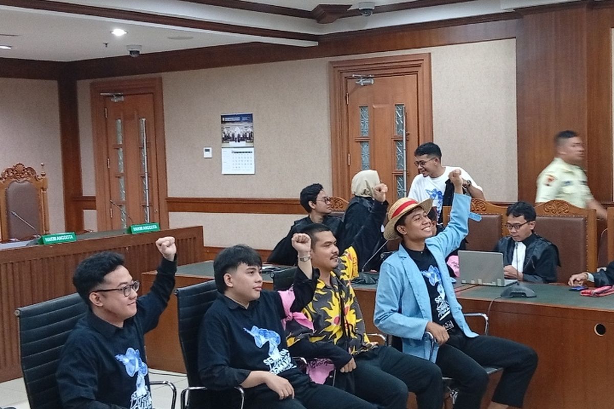 PN Jakarta Pusat Bebaskan Delpedro dan Tiga Aktivis dalam Kasus Penghasutan