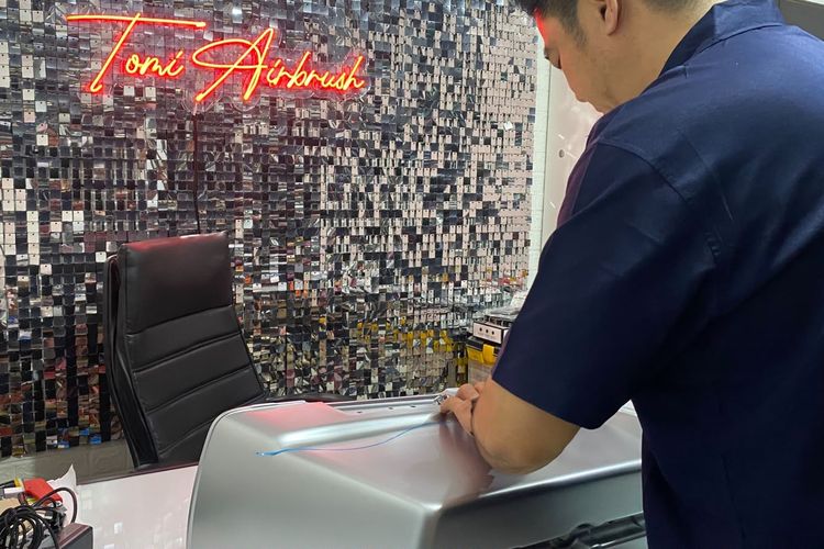Kisah Sukses Tomi Airbrush: dari Hobi Jadi Maestro Custom Painting